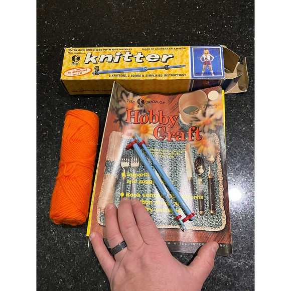 Vintage Original 1964 K-Tel Knitter As Seen on TV - Picture 2 of 9